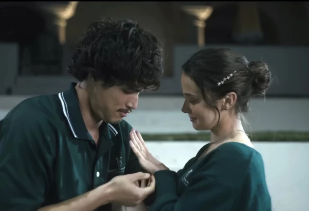 Кадр из 1 серии 2 сезона сериала Грызня